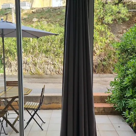 Climatisé Dans Résidence Avec Piscine à Pied Serra-di-Ferro (Corsica)