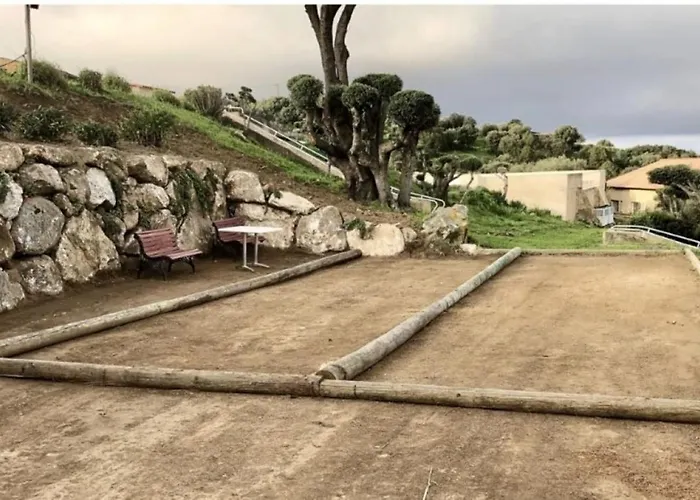 Apartment Climatise Dans Avec Piscine A Pied Serra-di-Ferro (Corsica)